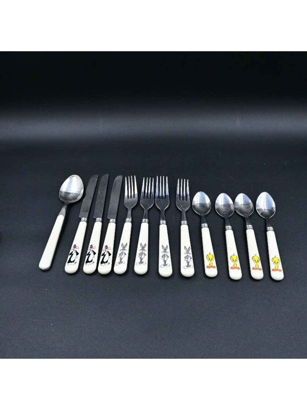 Looney Tunes Tweety Bird, Bugs Bunny, Sylvester Flatware Silverware Vintage